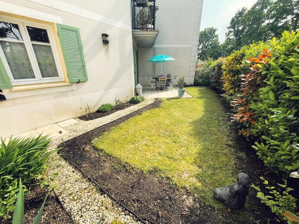 באילי-רומאינוויליירס La Clef Du Bonheur - 9 Min De Disney Jardin Privatif מראה חיצוני תמונה